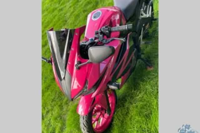 Honda CBR500R (2017) thumbnail 4
