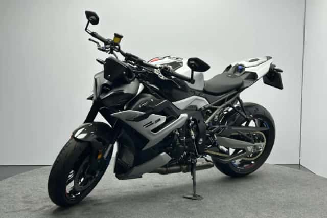 BMW M 1000 R (2026) thumbnail 6