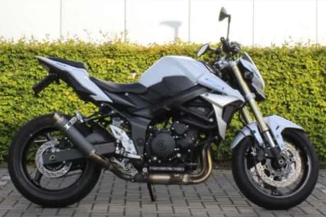Suzuki GSR750 (2011) thumbnail 6