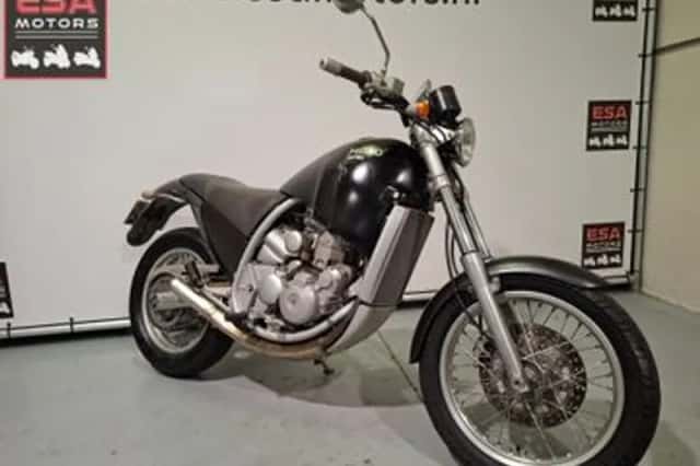 Aprilia Moto 6.5 (2000) thumbnail 4