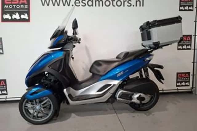 Piaggio MP3300 LT Yourban (2011) thumbnail 1