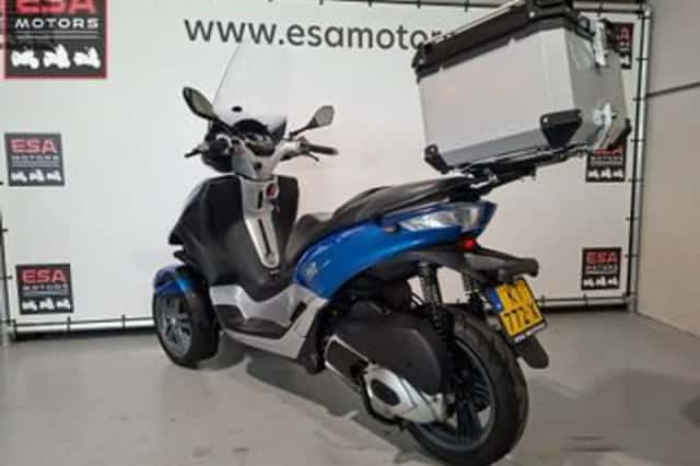 Piaggio MP3300 LT Yourban (2011) thumbnail 5