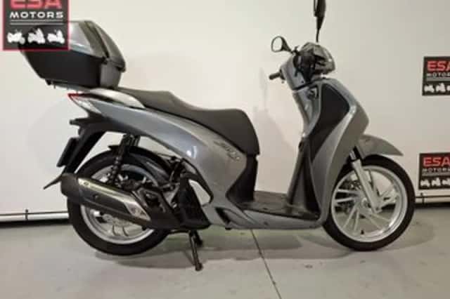 Honda SH 125I (2016) thumbnail 2