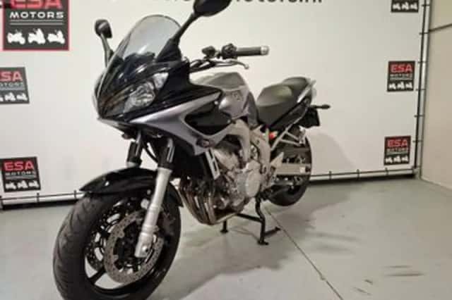 Yamaha FZ 6S Fazer (2006) thumbnail 3