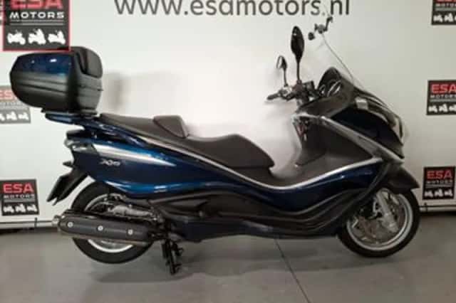 Piaggio X10 500 (2013) thumbnail 2