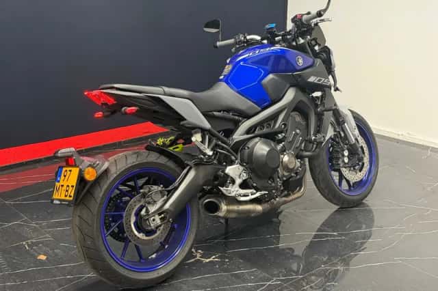 Yamaha MT-09 (2020) thumbnail 4