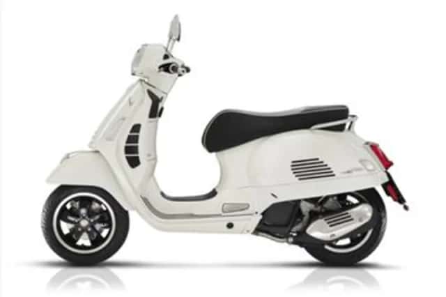Vespa GTS 125 (2022) thumbnail 2