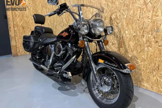 Harley-Davidson Heritage Softail Classic (1992) thumbnail 2
