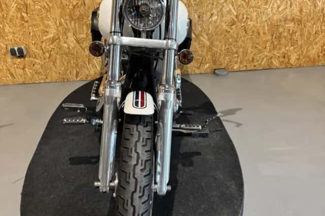 Harley-Davidson 88 FXDi Super Glide 35 Anniversary (2005) thumbnail 3