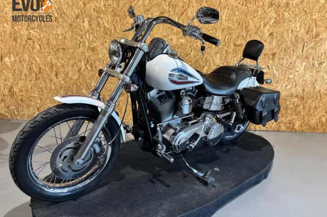 Harley-Davidson 88 FXDi Super Glide 35 Anniversary (2005) thumbnail 4