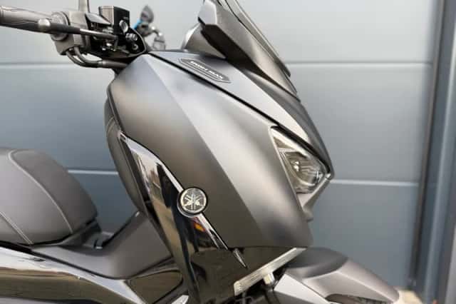 Yamaha Xmax (2021) thumbnail 2