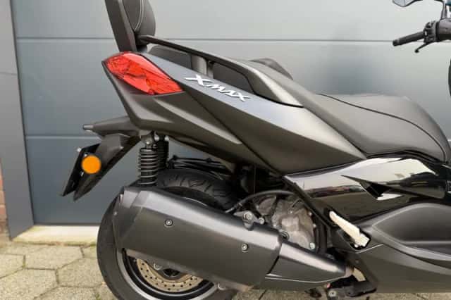 Yamaha Xmax (2021) thumbnail 3