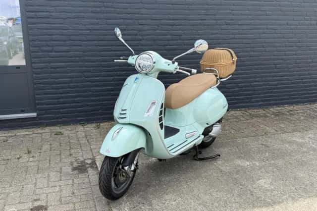 Piaggio GTS 300 Super (2020) thumbnail 3
