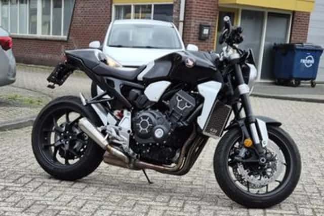Honda CB1000R (2019) thumbnail 2