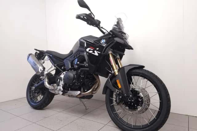 BMW F 900 GS (2026) thumbnail 3