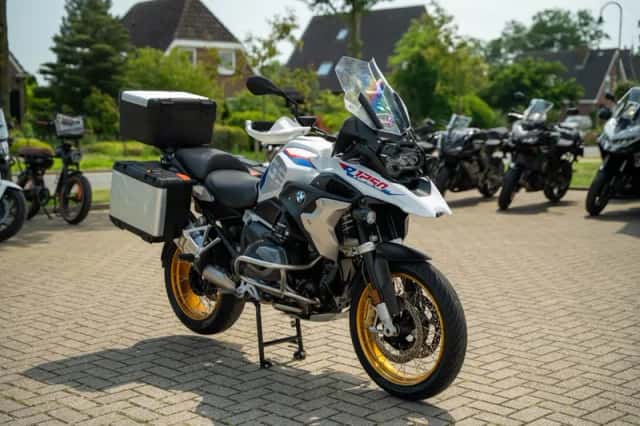 BMW R 1250 GS (2022) thumbnail 2