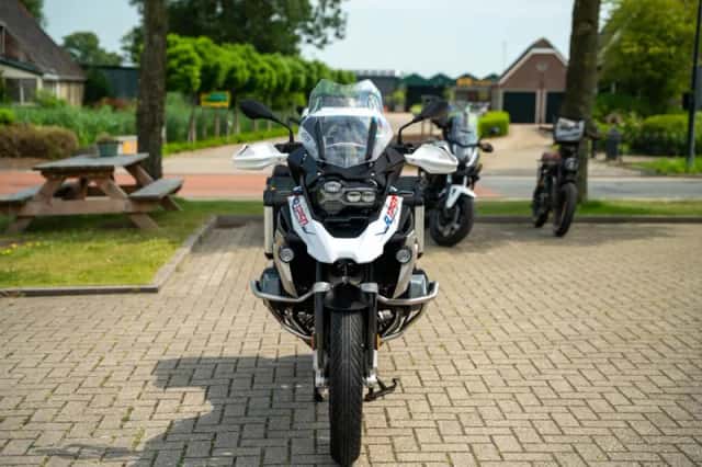 BMW R 1250 GS (2022) thumbnail 3