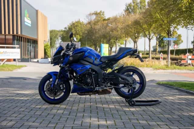 Yamaha MT-10 (2018) thumbnail 5