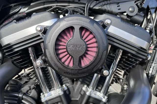 Harley-Davidson Sportster 883 (2017) thumbnail 5
