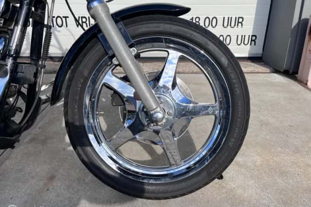 Harley-Davidson FXD Dyna Super Glide (2001) thumbnail 2