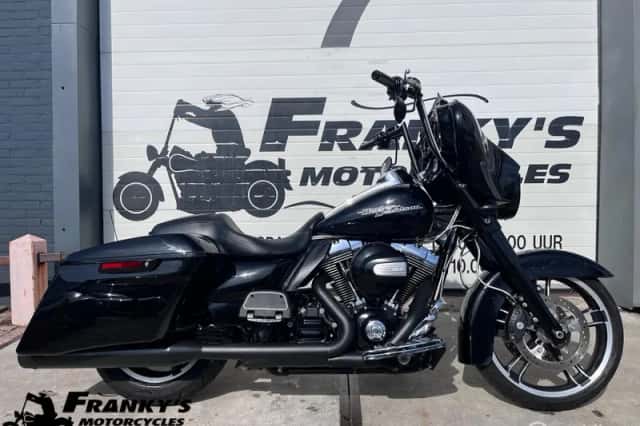 Harley-Davidson Street Glide 103 (2015) thumbnail 1