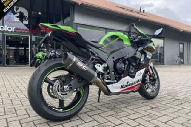 Kawasaki Ninja (2022) thumbnail 3