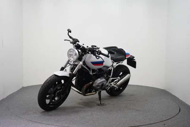BMW NINE T RACER (2017) thumbnail 4