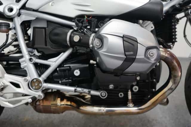 BMW R Ninet Racer (2017) thumbnail 1