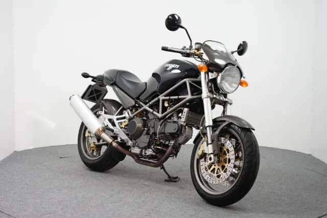 Ducati Monster 900 (2000) thumbnail 2