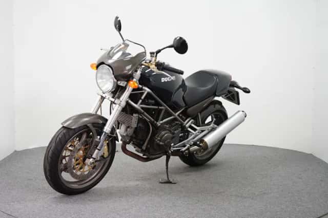 Ducati Monster 900 (2000) thumbnail 4