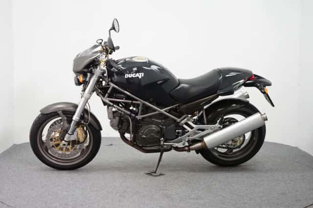 Ducati Monster 900 (2000) thumbnail 5