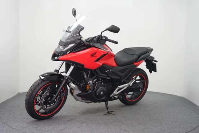 Honda NC750X (2025) thumbnail 4