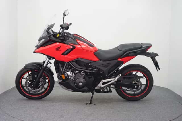 Honda NC750X (2025) thumbnail 5