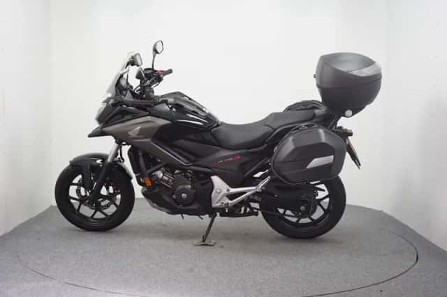 Honda NC750X (2020) thumbnail 5
