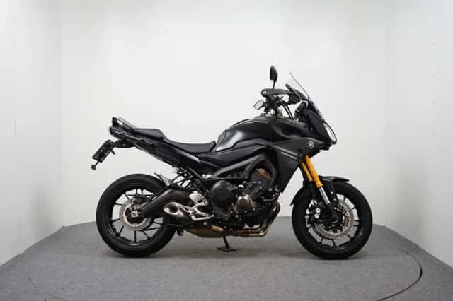 Honda VFR800 (2007) thumbnail 3