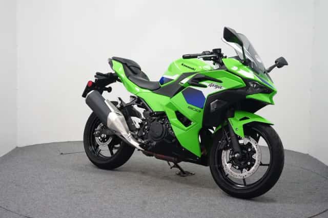 Kawasaki Ninja 500 SE (2026) thumbnail 2