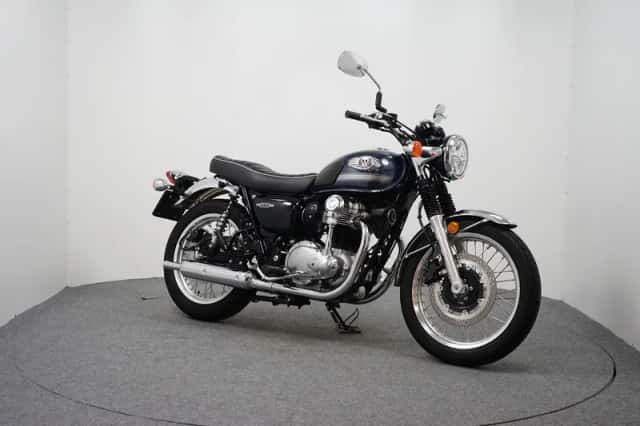 Kawasaki W800 (2023) thumbnail 2