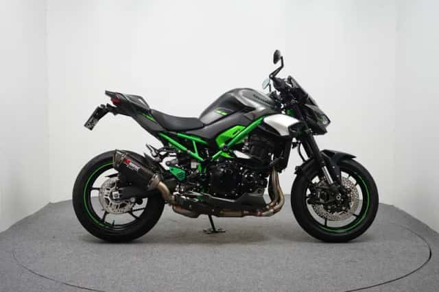 Kawasaki Z750 (2011) thumbnail 1