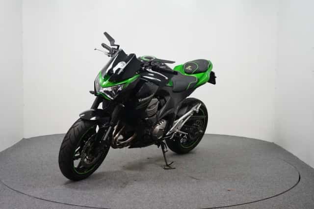 Kawasaki Z800 (2015) thumbnail 4