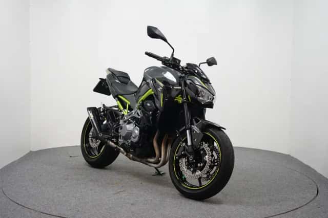 Kawasaki Z900 (2018) thumbnail 2