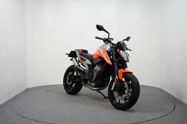 KTM 790 Duke (2019) thumbnail 2