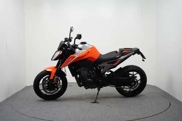 KTM 790 Duke (2019) thumbnail 4