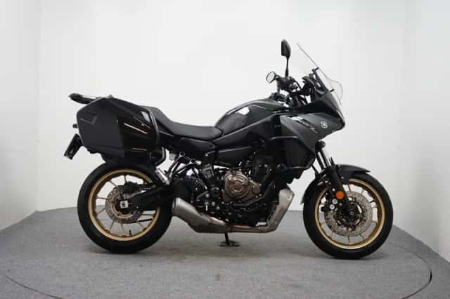 Moto Guzzi V85 TT (2019) thumbnail 3