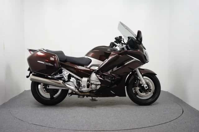Moto Guzzi V85 TT (2019) thumbnail 3