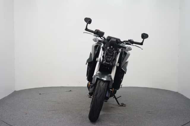 Suzuki GSX-S950 (2025) thumbnail 3