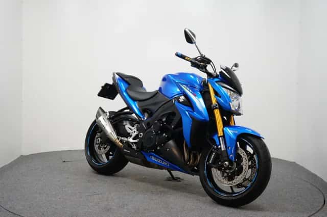 Suzuki GSX-S1000 (2016) thumbnail 2