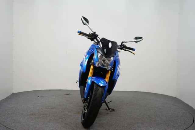 Suzuki GSX-S1000 (2016) thumbnail 3