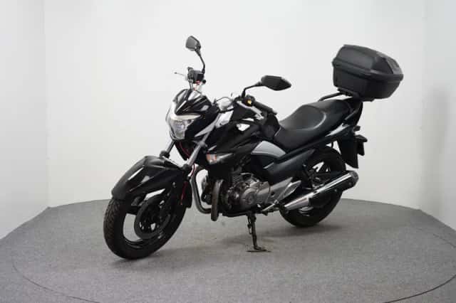 Suzuki GW 250 (2015) thumbnail 4