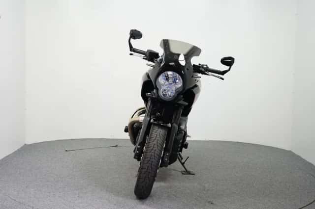 Yamaha MT-01 (2009) thumbnail 3