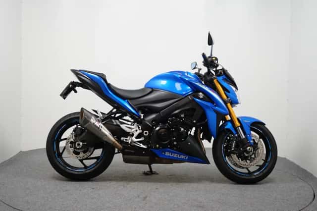 Yamaha MT-09 (2013) thumbnail 2
